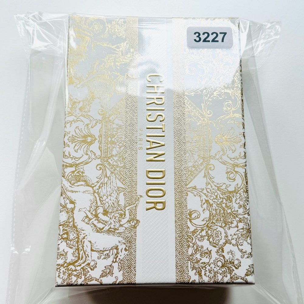 3227 DIOR LIMITED EDITION HOLIDAYS GIFT BOX SMALL DIOR GOLDEN PACKAGING LE